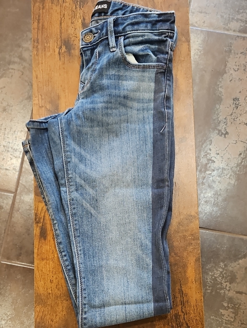 Express Jeans - Picture 2 of 7
